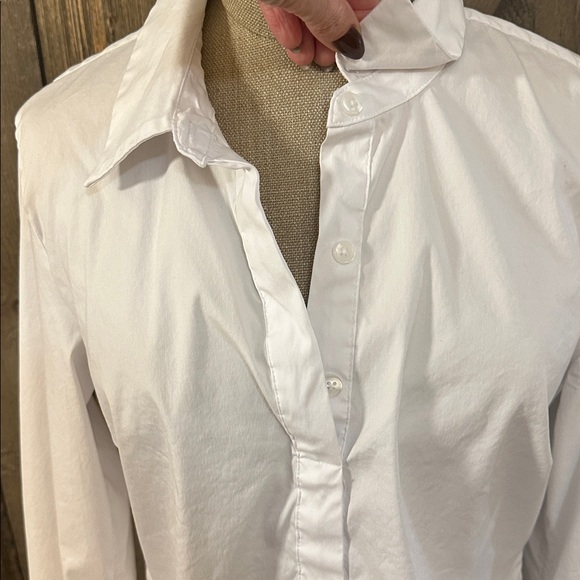 Spanx White Stretch Poplin Faux Button Down Shirt | Pullover Blouse | Size M - Picture 4 of 11